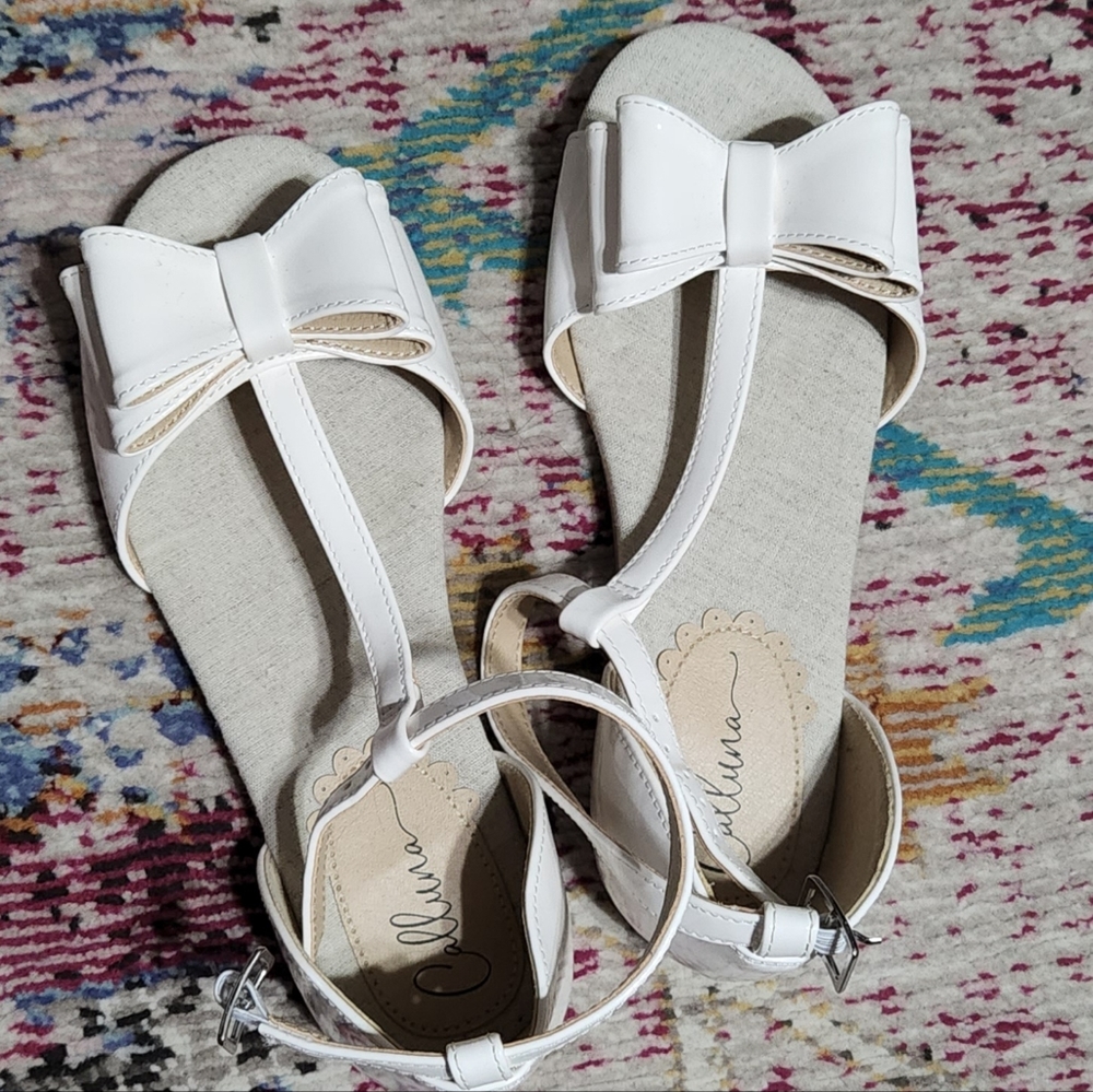 Calluna boutique size 1 white dress shoes - Picture 3 of 5